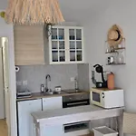 Avec Terrasse Proche Plages Ле-Лаванду