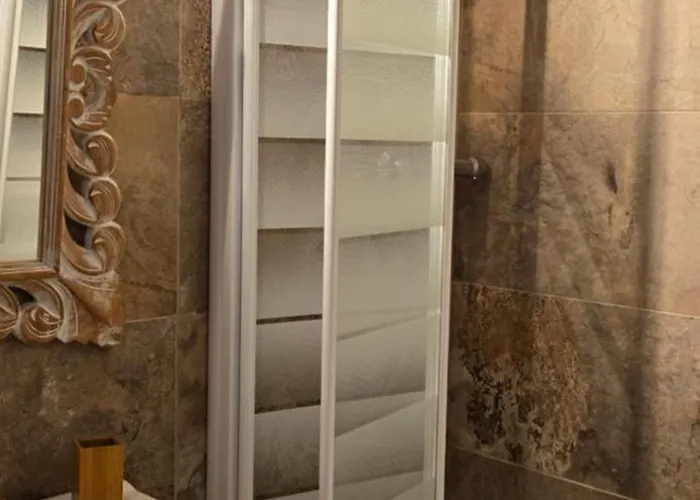 Apartment Avec Terrasse Proche Plages Le Lavandou